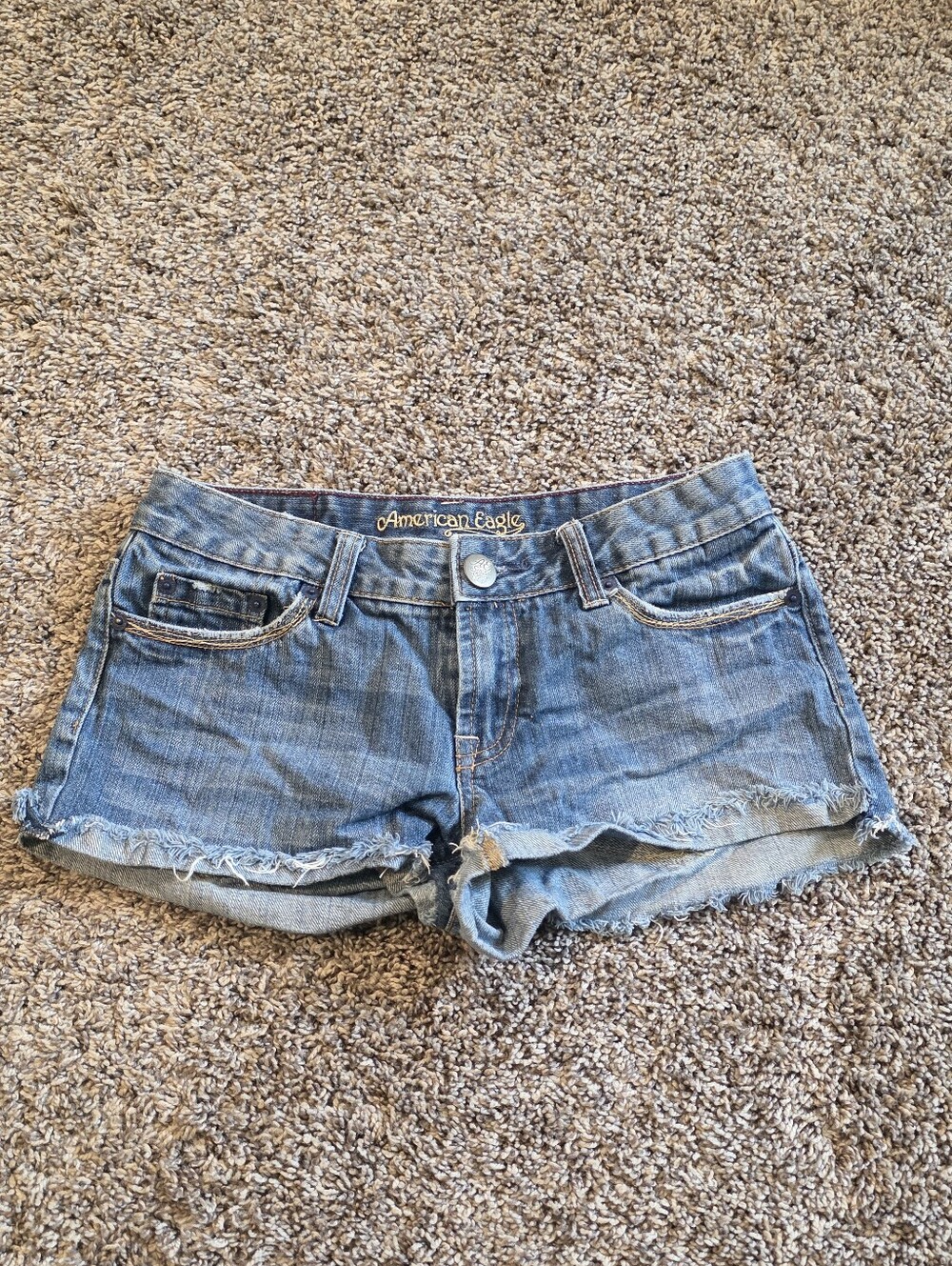 American Eagle Outfitters Light Blue Denim Frayed Cutoff Shorts Size 0